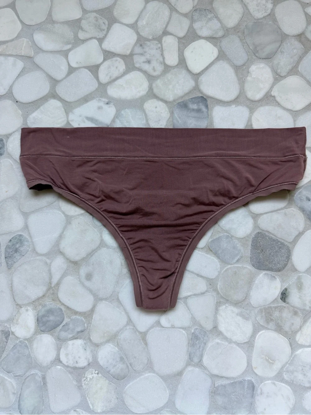 NWOT Lululemon UnderEase High-Rise Thong Underwear